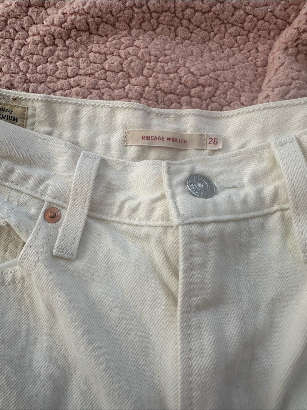 Levi’s Ribcage Wide Leg Jeans 26 - Picture 6 of 7